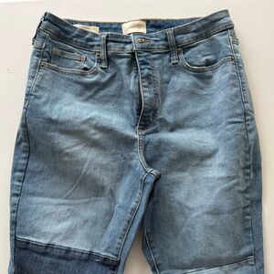 Universal Thread Light Blue Relaxed Jeans